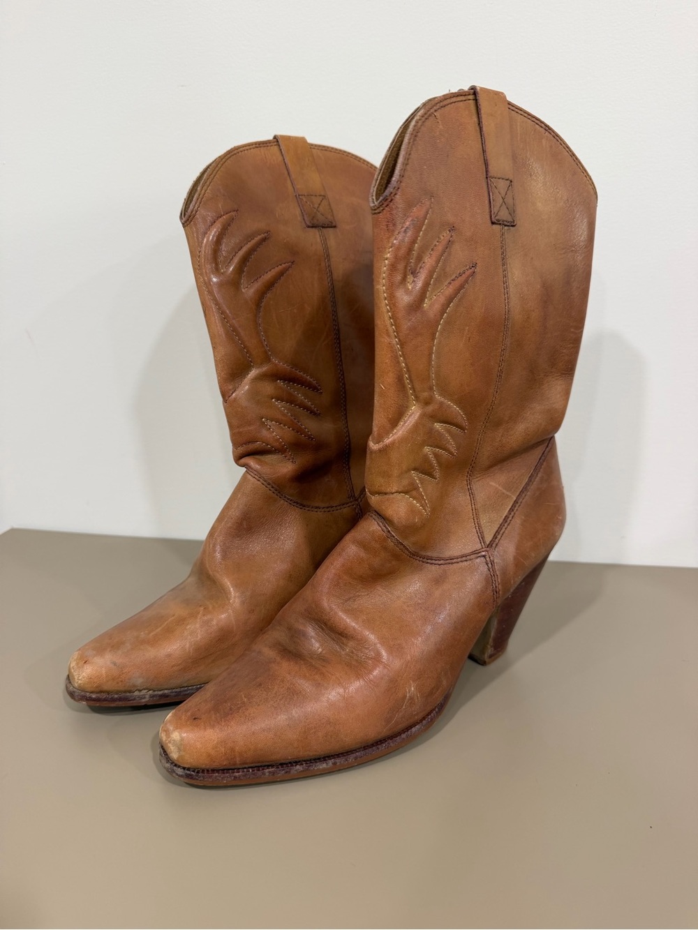 Women’s Tan Leather Western Cowboy Boots